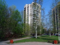 Moskowsky district, Vitebskiy avenue, house 83. Apartment house
