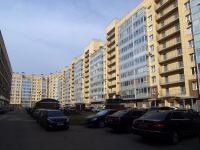 Moskowsky district, Varshavskaya st, house 9 к.1. Apartment house