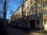 Московский район, улица Варшавская, дом 17. многоквартирный дом
