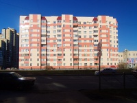 Moskowsky district, Varshavskaya st, house 19 к.1. Apartment house