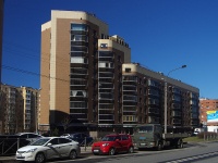 Moskowsky district, st Varshavskaya, house 43. Apartment house