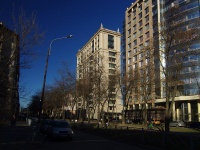 Moskowsky district, Pobedy st, house 5. Apartment house