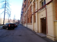 Moskowsky district, Pobedy st, house 16. Apartment house