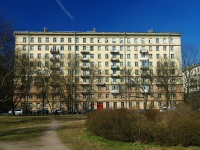 Moskowsky district, Yury Gagarin avenue, 房屋 25. 公寓楼