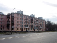 Moskowsky district, Blagodatnaya st, 房屋 19. 公寓楼