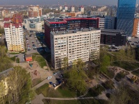 Moskowsky district, Kostyushko st, 房屋 10. 公寓楼