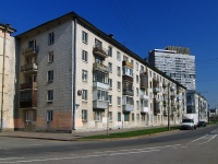 Moskowsky district, st Krasnoputilovskaya, house 106. Apartment house