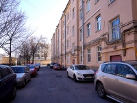 Moskowsky district, Kievskaya st, 房屋 22-24 ЛИТ А. 公寓楼
