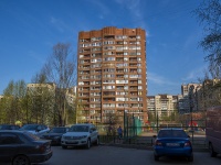 Nevsky district, Bolshevikov avenue, house 3 к.2. Apartment house