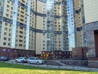 Nevsky district, Bolshevikov avenue, 房屋 7 к.3. 公寓楼