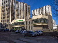 Nevsky district, supermarket "Перекрёсток", Dybenko st, house 6 к.1 СТР 1