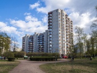 Nevsky district, Antonov-Ovseenko , house 18. Apartment house