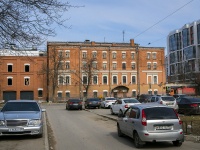 Невский район, улица Фарфоровская, дом 1. офисное здание