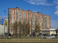 Nevsky district, Badaev , 房屋 6 к.1. 公寓楼