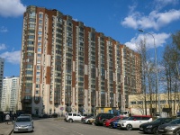 Nevsky district, Badaev , 房屋 6 к.1. 公寓楼