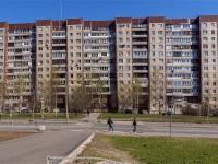Nevsky district, Badaev , house 7. Apartment house