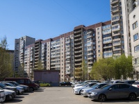 Nevsky district,  Badaev, house 11. Apartment house