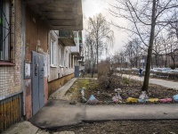 Nevsky district, Krasnykh Zor' blvd, house 2. Apartment house
