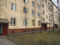 Nevsky district, Krasnykh Zor' blvd, house 18. Apartment house