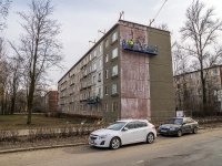 Nevsky district, Krasnykh Zor' blvd, house 18. Apartment house