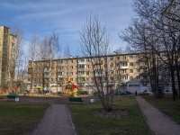 Nevsky district, Narodnaya st, 房屋 9. 公寓楼