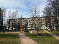 Nevsky district, Narodnaya st, house 9. Apartment house