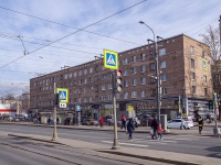Nevsky district, st Narodnaya, house 9. Apartment house