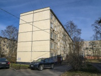 Nevsky district, Narodnaya st, 房屋 13. 公寓楼