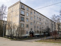 Nevsky district, st Narodnaya, house 19. Apartment house