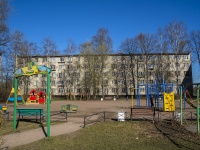 Nevsky district, st Novoselov, house 31. Apartment house
