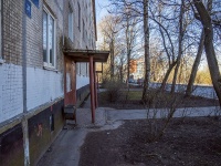 Невский район, улица Новоселов, дом 31. многоквартирный дом