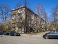 Nevsky district,  Olga Berggolz, house 29 к.2. Apartment house