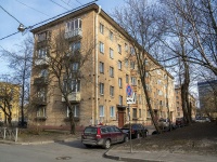 Nevsky district, st Sedov, house 33. Apartment house