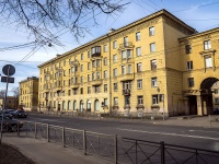 Nevsky district, st Sedov, house 40. Apartment house