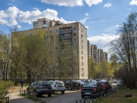 Nevsky district, Iskrovskiy , house 3 к.2. Apartment house