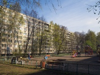 Nevsky district, Iskrovskiy , 房屋 4 к.2. 公寓楼