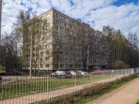 Nevsky district, Iskrovskiy , house 4 к.2. Apartment house
