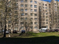 Nevsky district, Iskrovskiy , 房屋 6 к.4. 公寓楼