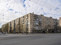 Nevsky district, Iskrovskiy , house 1/13. Apartment house
