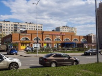 Nevsky district, Торговый комплекс "Правобережный", Iskrovskiy , 房屋 12