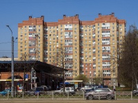 Nevsky district,  Iskrovskiy, house 22. Apartment house