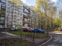 Nevsky district, Iskrovskiy , house 20. Apartment house