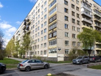 Nevsky district,  Iskrovskiy, house 20. Apartment house