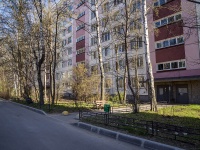Nevsky district, Iskrovskiy , house 21. Apartment house