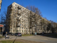 Nevsky district,  Iskrovskiy, house 29. Apartment house