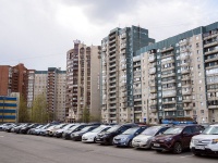 Nevsky district, Klochkov alley, house 8. Apartment house