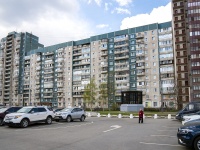Nevsky district, Klochkov alley, house 10. Apartment house
