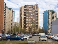 Nevsky district, Klochkov alley, 房屋 6 к.1. 公寓楼
