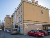 Nevsky district, Krupskoy st, house 17. Apartment house