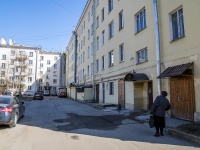Nevsky district, Krupskoy st, house 21. Apartment house